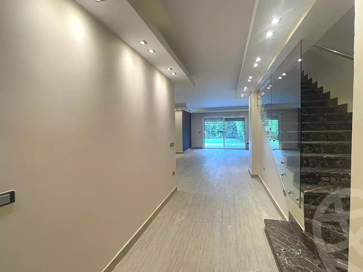 https://aqarmap.com.eg/ar/listing/7064959-for-rent-cairo-new-cairo-compounds-mountain-view-hyde-park
