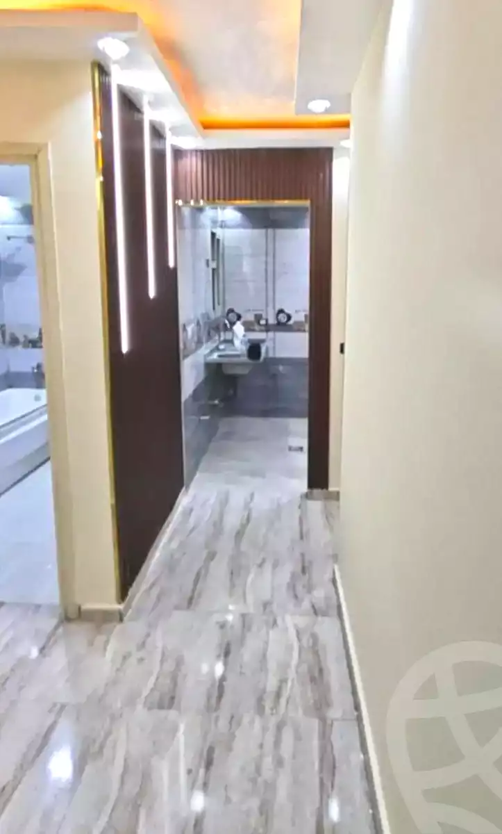 https://aqarmap.com.eg/ar/listing/7065175-for-sale-cairo-faisal-el-maryotyah-al-shesheini-st