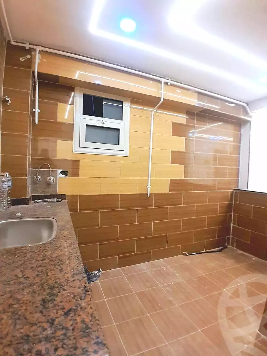 https://aqarmap.com.eg/ar/listing/7065416-for-sale-alexandria-sydy-bshr-sydy-bshr-bhry