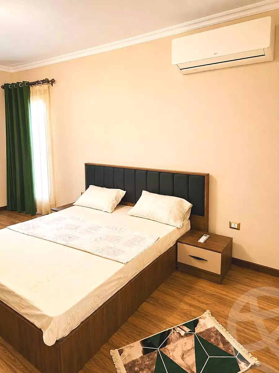 https://aqarmap.com.eg/ar/listing/7065409-for-rent-cairo-new-cairo-compounds-mountain-view-hyde-park
