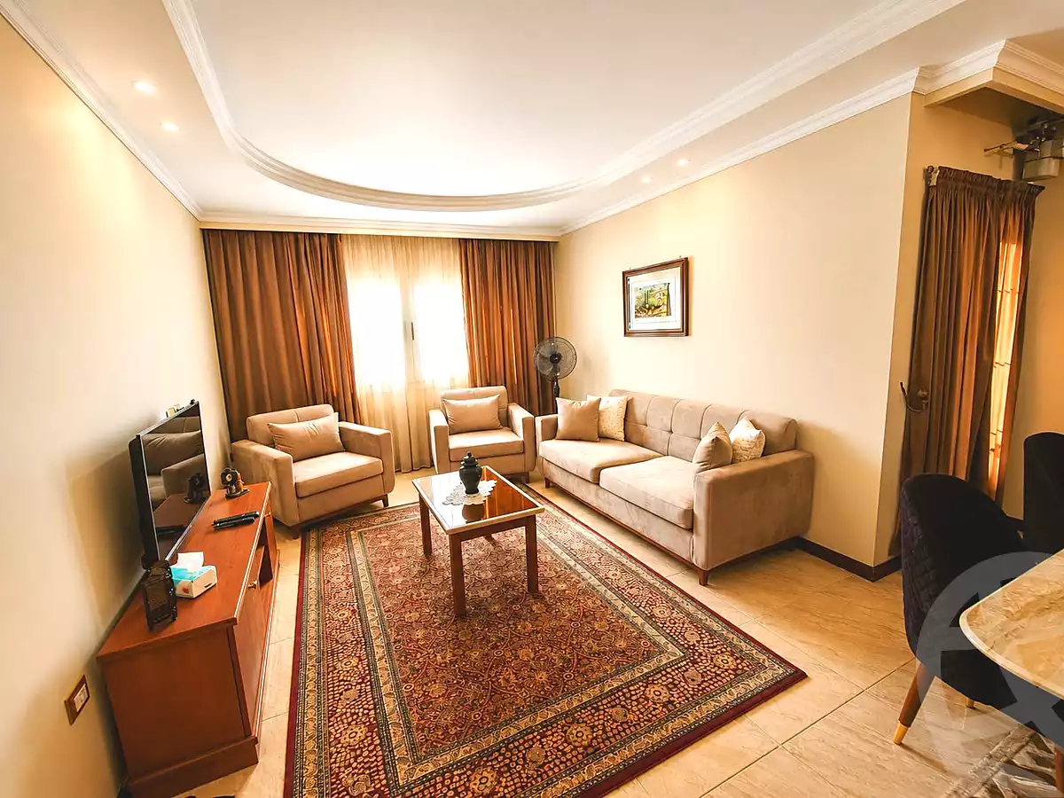 https://aqarmap.com.eg/ar/listing/7065409-for-rent-cairo-new-cairo-compounds-mountain-view-hyde-park