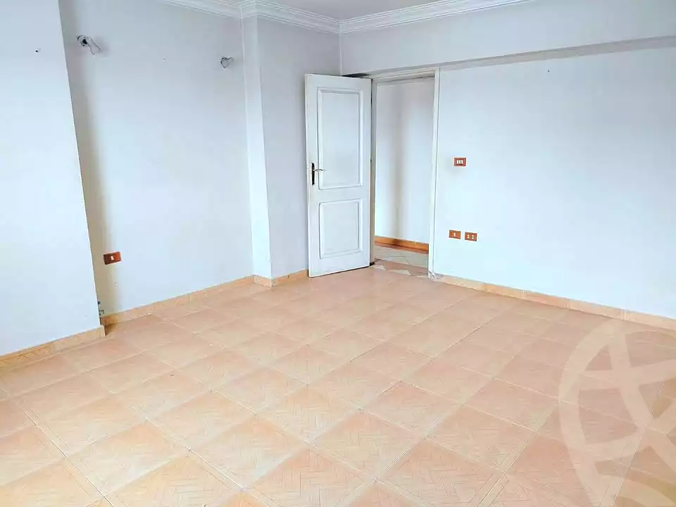 https://aqarmap.com.eg/en/listing/7065482-for-rent-cairo-helwan-el-ezba-el-qebliah-ragheb-st