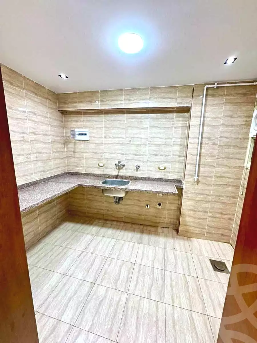https://aqarmap.com.eg/en/listing/7065495-for-sale-alexandria-sydy-bshr-sydy-bshr-bhry-shr-mhmwd-l-yswy