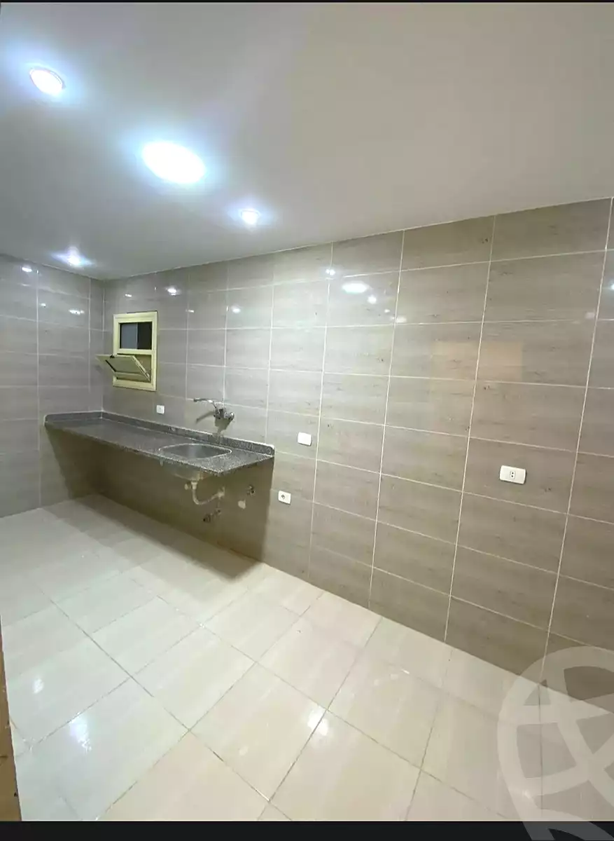 https://aqarmap.com.eg/ar/listing/7065503-for-sale-alexandria-al-agamy-lbytsh-bianchiii