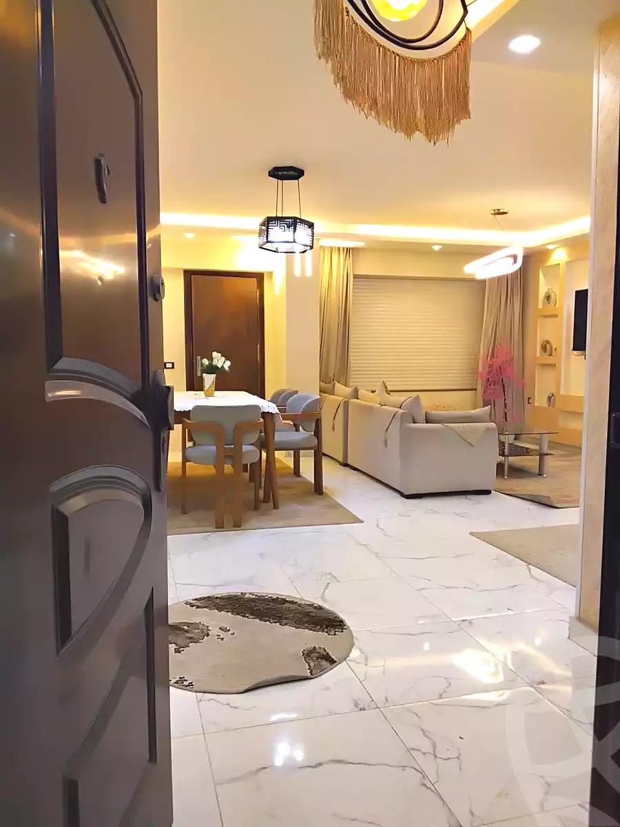 https://aqarmap.com.eg/ar/listing/7065518-for-sale-cairo-hadayek-el-ahram-el-khazan-st