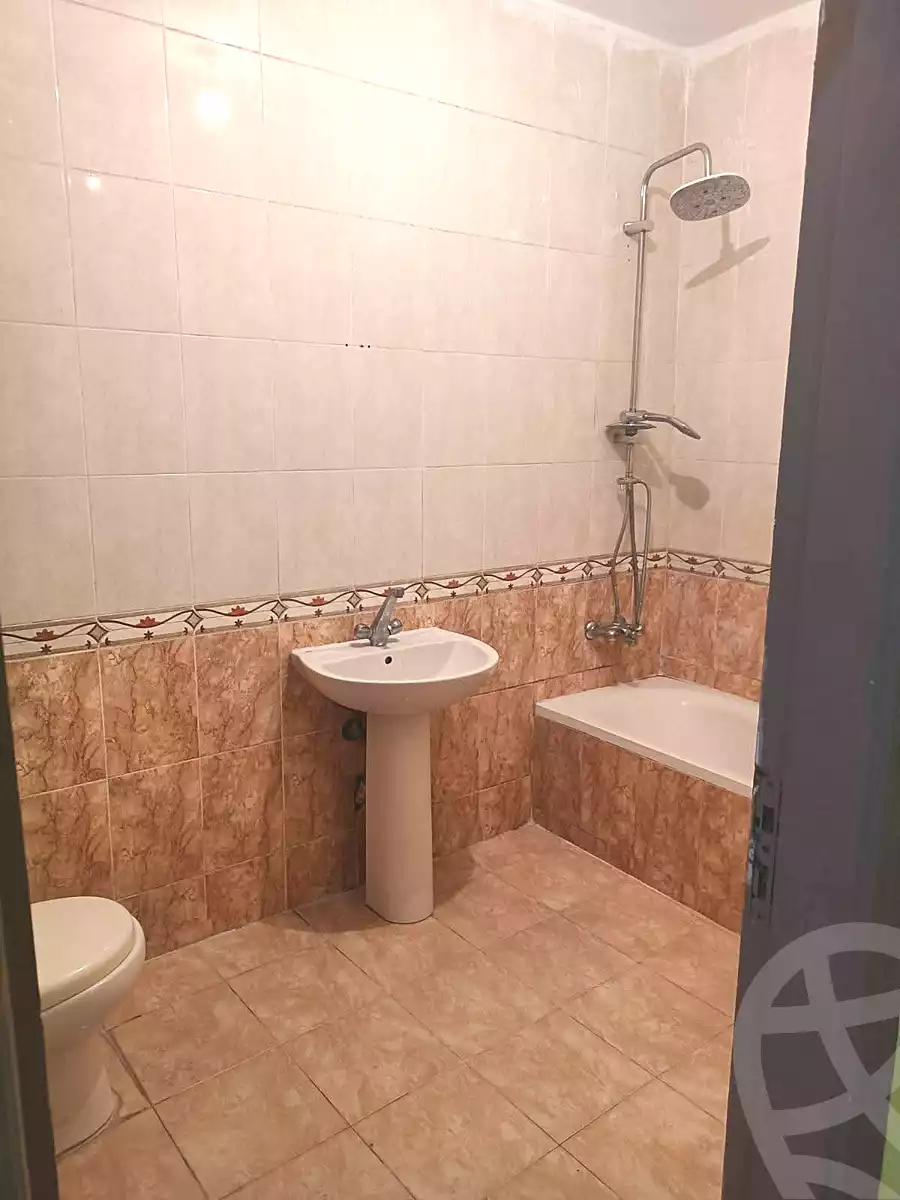 https://aqarmap.com.eg/ar/listing/7065712-for-sale-cairo-ain-shams-alf-maskn