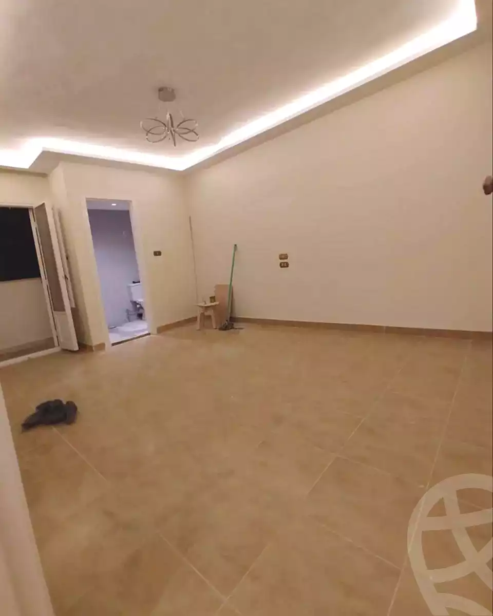https://aqarmap.com.eg/ar/listing/7065773-for-sale-alexandria-sydy-bshr-sydy-bshr-bhry-khalil-hamada-st