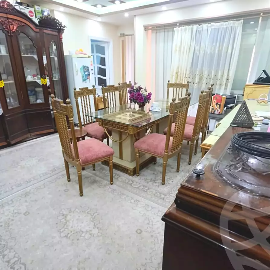 https://aqarmap.com.eg/ar/listing/7065890-for-sale-alexandria-lsywf-el-falki