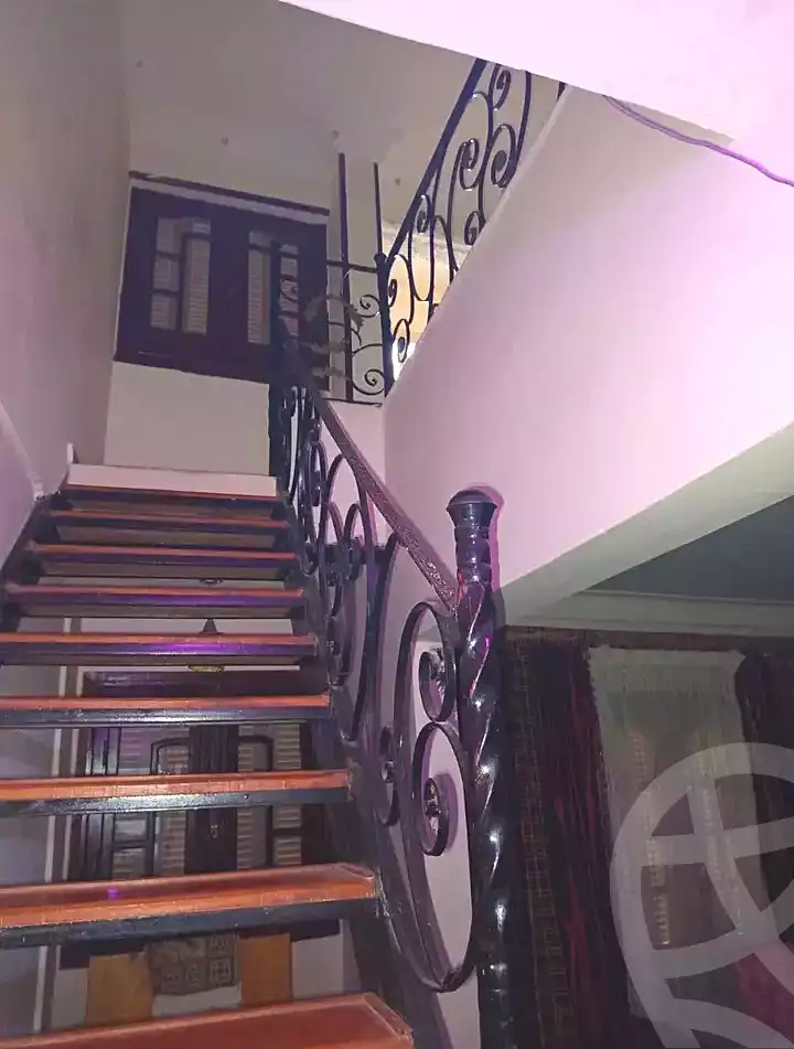 https://aqarmap.com.eg/en/listing/7065940-for-sale-alexandria-al-agamy-el-hanouvel-kasr-al-quiri-st-1