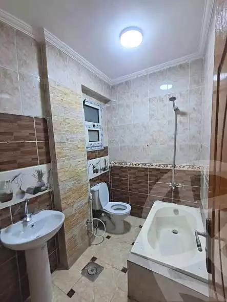https://aqarmap.com.eg/ar/listing/7066210-for-sale-alexandria-el-asafra-l-sfr-bhry