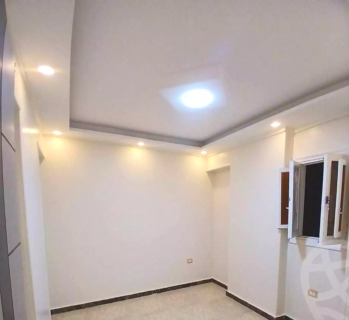 https://aqarmap.com.eg/ar/listing/7066386-for-sale-alexandria-al-agamy-lbytsh-bianchiii