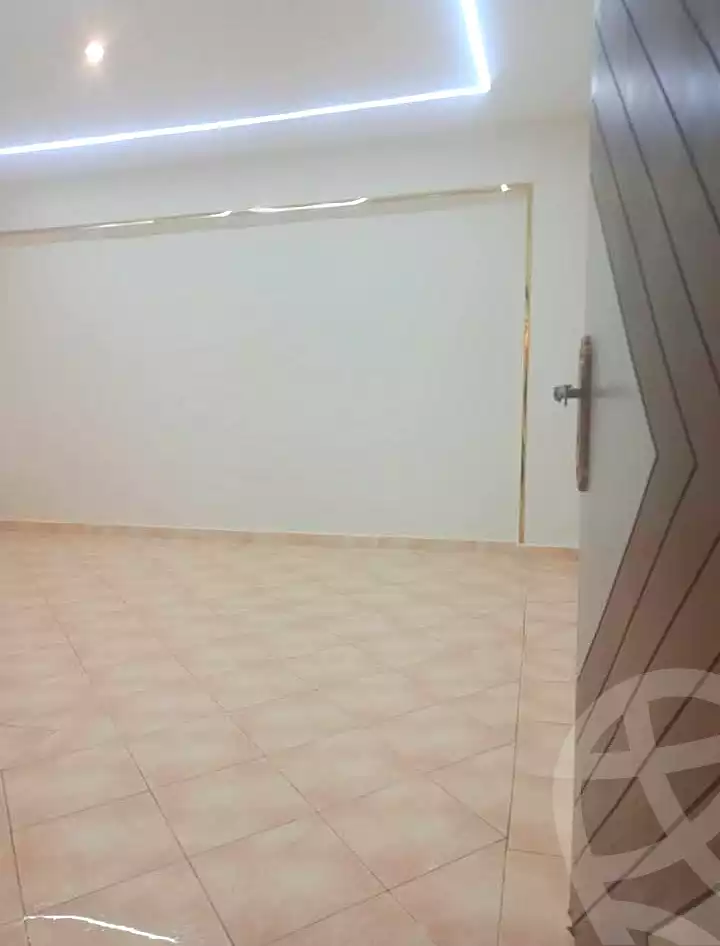 https://aqarmap.com.eg/ar/listing/7066438-for-sale-alexandria-al-agamy-el-hanouvel