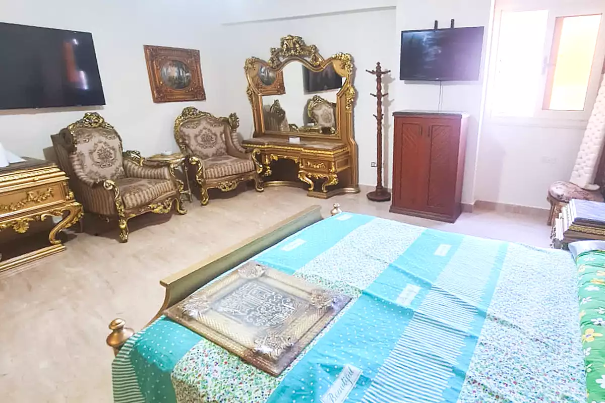 https://aqarmap.com.eg/ar/listing/7066453-for-rent-alexandria-camp-cesar-port-said-street