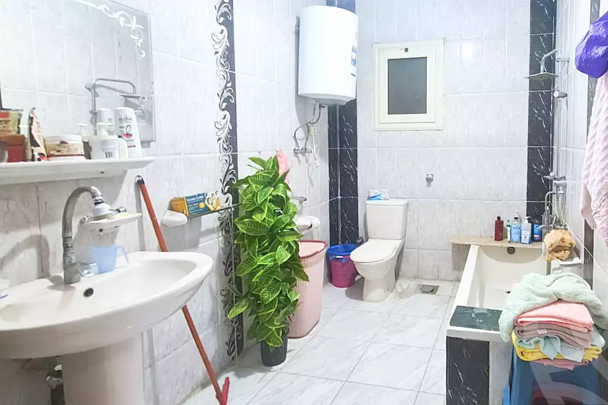 https://aqarmap.com.eg/ar/listing/7066453-for-rent-alexandria-camp-cesar-port-said-street