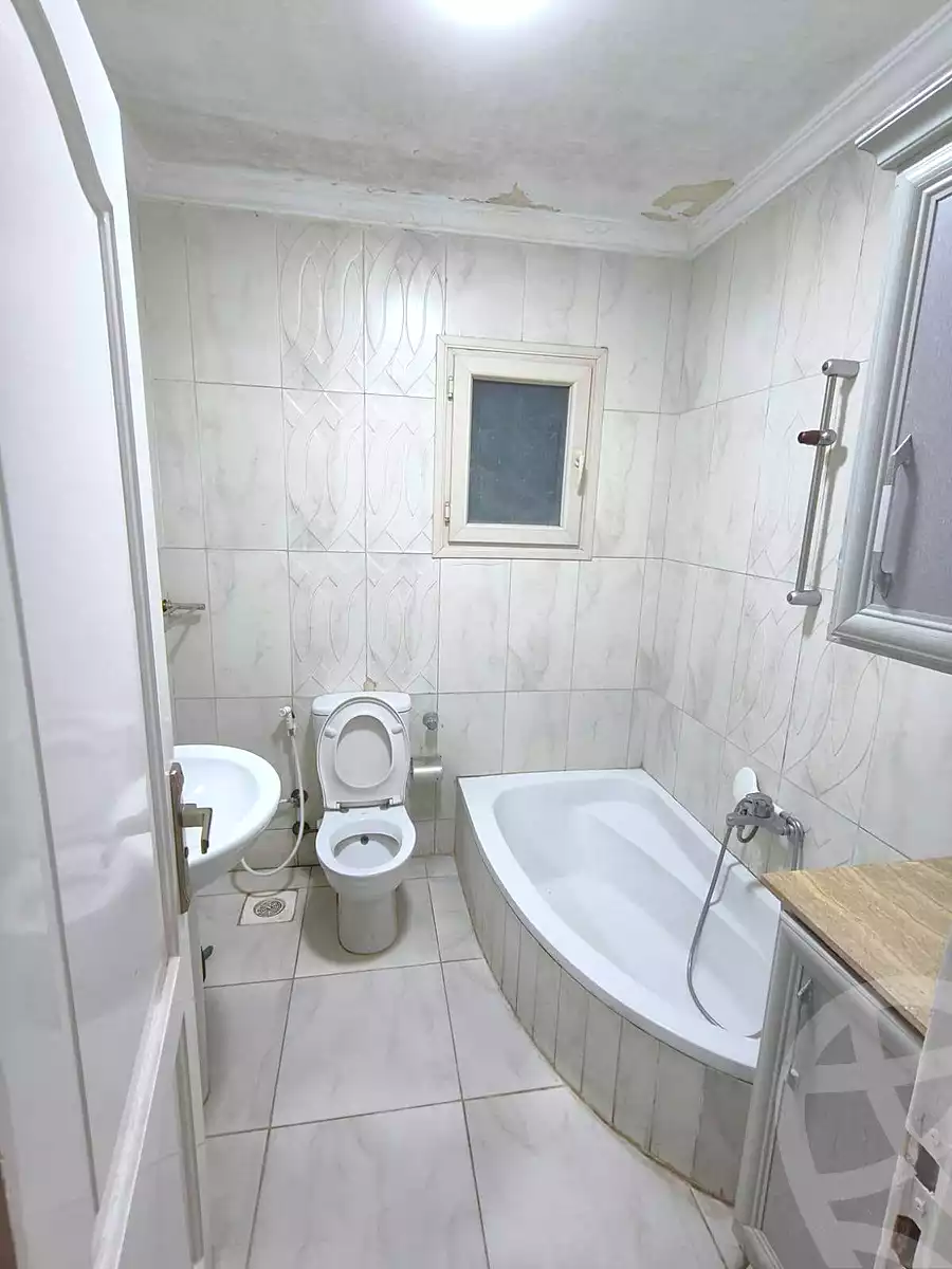 https://aqarmap.com.eg/ar/listing/7066469-for-sale-alexandria-el-mandara-tryq-ljysh