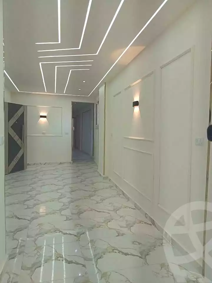 https://aqarmap.com.eg/ar/listing/7066470-for-sale-alexandria-sydy-bshr-shr-mlk-hfny