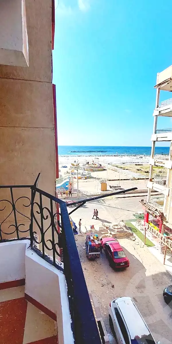https://aqarmap.com.eg/ar/listing/7066495-for-sale-alexandria-al-agamy-shataa-el-nakheel