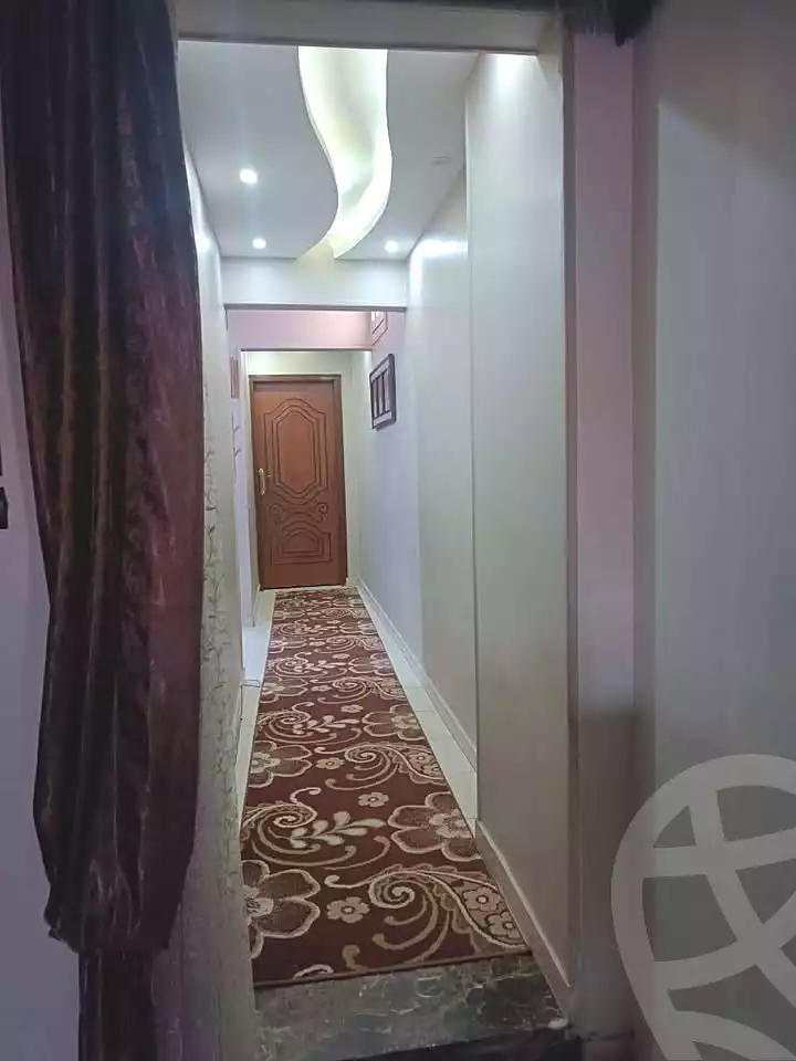 https://aqarmap.com.eg/ar/listing/7066680-for-sale-cairo-helwan-helwan-el-sharkeya-zaki-hawas-st