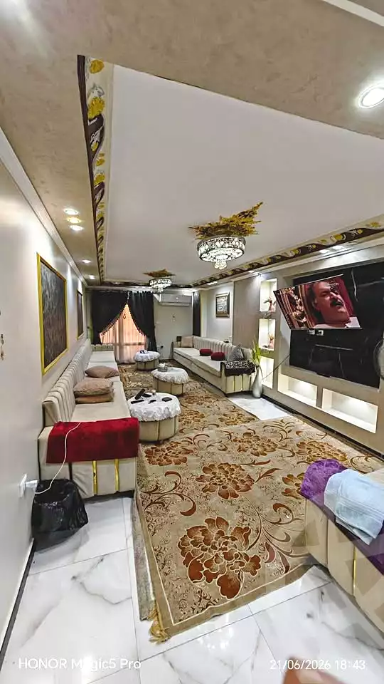 https://aqarmap.com.eg/ar/listing/7066689-for-sale-cairo-helwan-helwan-el-sharkeya-abd-el-rahman-pasha-st