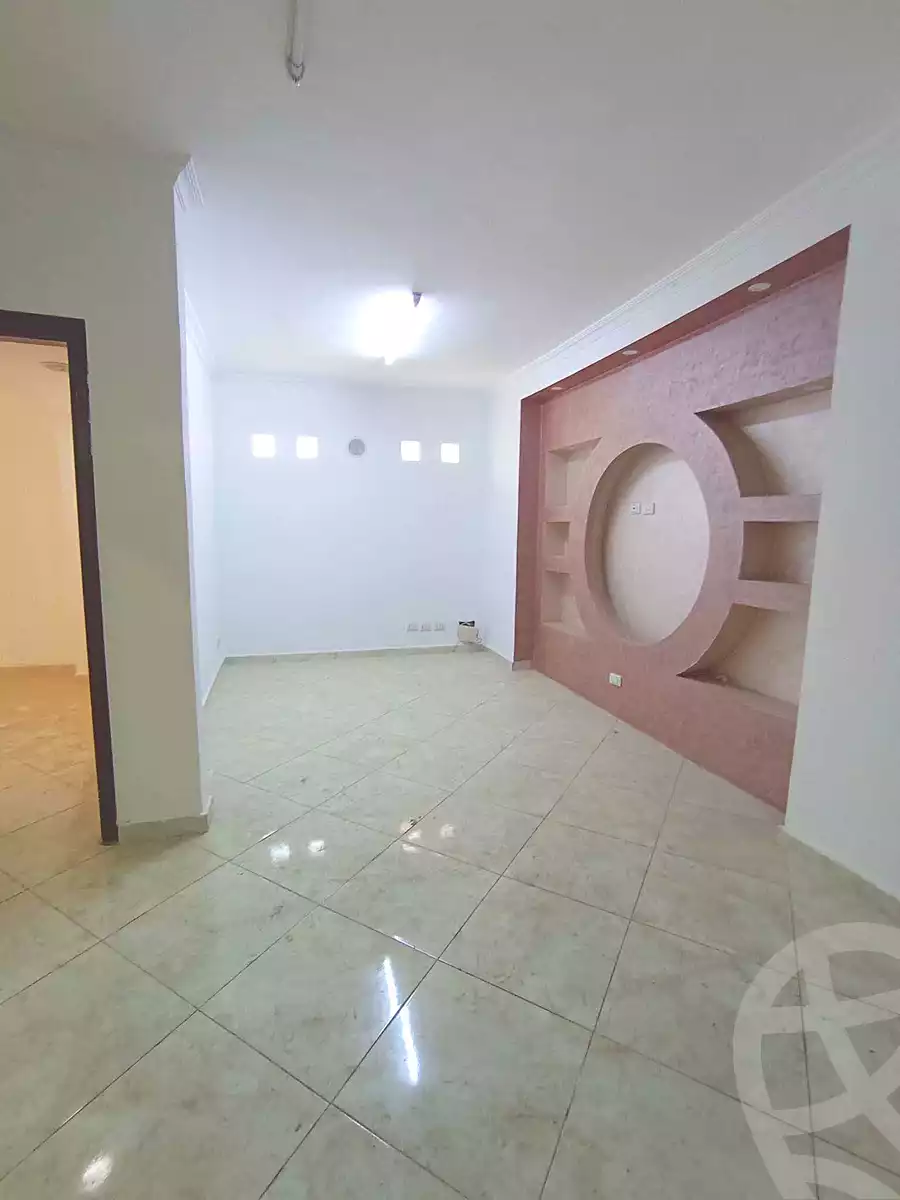 https://aqarmap.com.eg/en/listing/7066747-for-sale-cairo-helwan-helwan-el-sharkeya-ismael-kamel-st