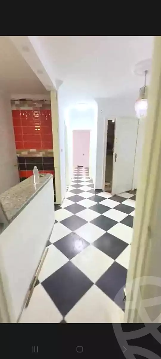 https://aqarmap.com.eg/ar/listing/7066948-for-sale-alexandria-el-asafra-shr-45