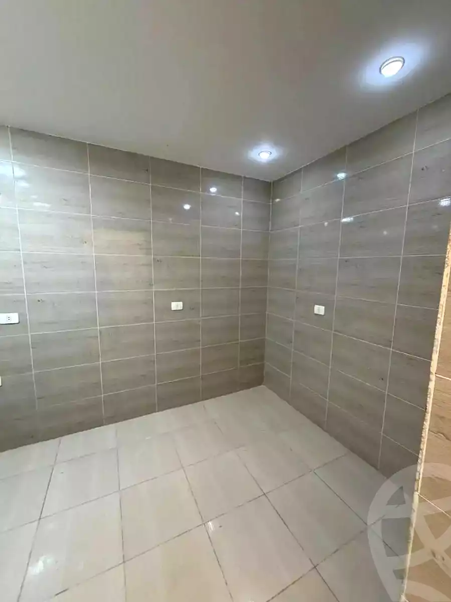 https://aqarmap.com.eg/ar/listing/7067056-for-sale-alexandria-al-agamy-lbytsh-bianchiii