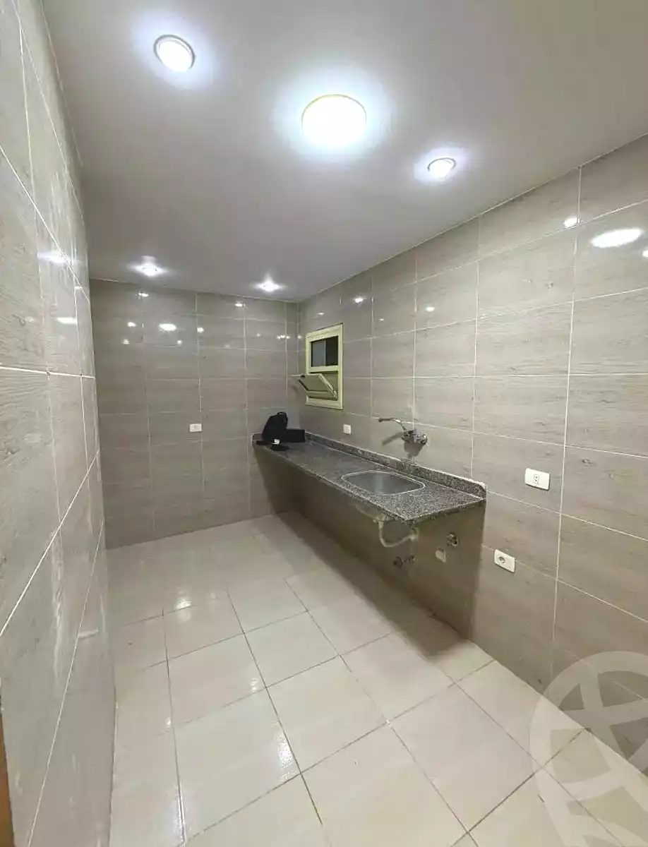 https://aqarmap.com.eg/ar/listing/7067056-for-sale-alexandria-al-agamy-lbytsh-bianchiii