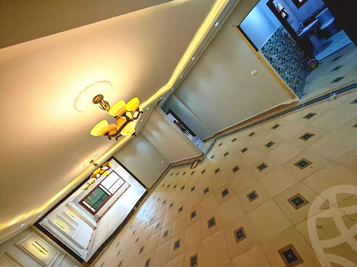 https://aqarmap.com.eg/en/listing/7067134-for-sale-cairo-helwan-ahmed-enci-st