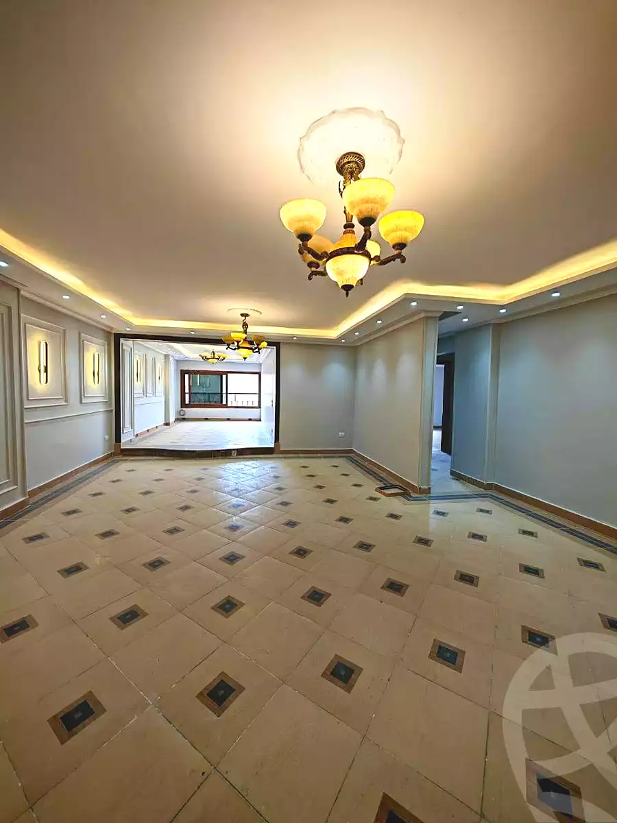 https://aqarmap.com.eg/en/listing/7067134-for-sale-cairo-helwan-ahmed-enci-st