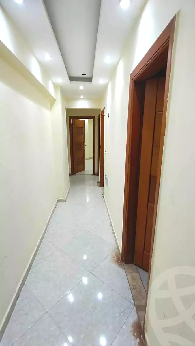 https://aqarmap.com.eg/ar/listing/7067141-for-rent-cairo-helwan-helwan-el-sharkeya-el-maraghi-st