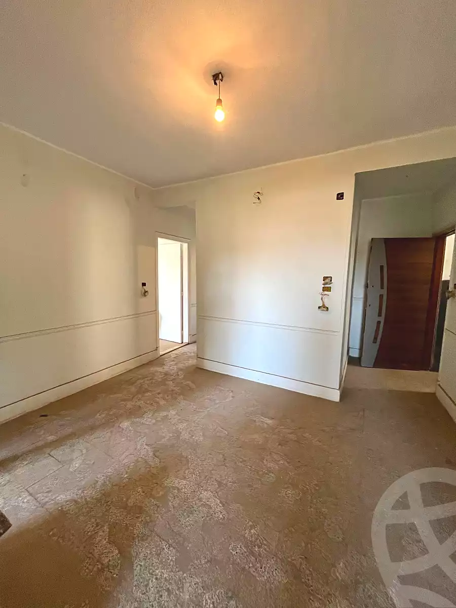 https://aqarmap.com.eg/ar/listing/7067246-for-sale-cairo-helwan-helwan-el-sharkeya-thabit-basha-st