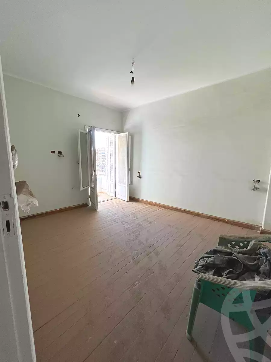 https://aqarmap.com.eg/ar/listing/7067246-for-sale-cairo-helwan-helwan-el-sharkeya-thabit-basha-st