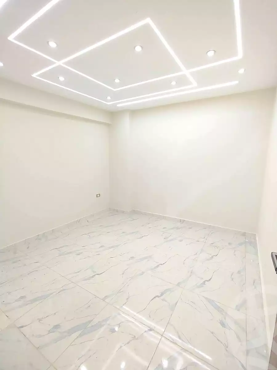 https://aqarmap.com.eg/ar/listing/7067309-for-sale-alexandria-lsywf-el-falki