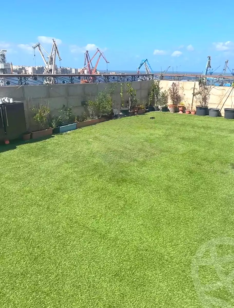 https://aqarmap.com.eg/ar/listing/7067514-for-sale-port-said-bwr-fwd-industrial-zone