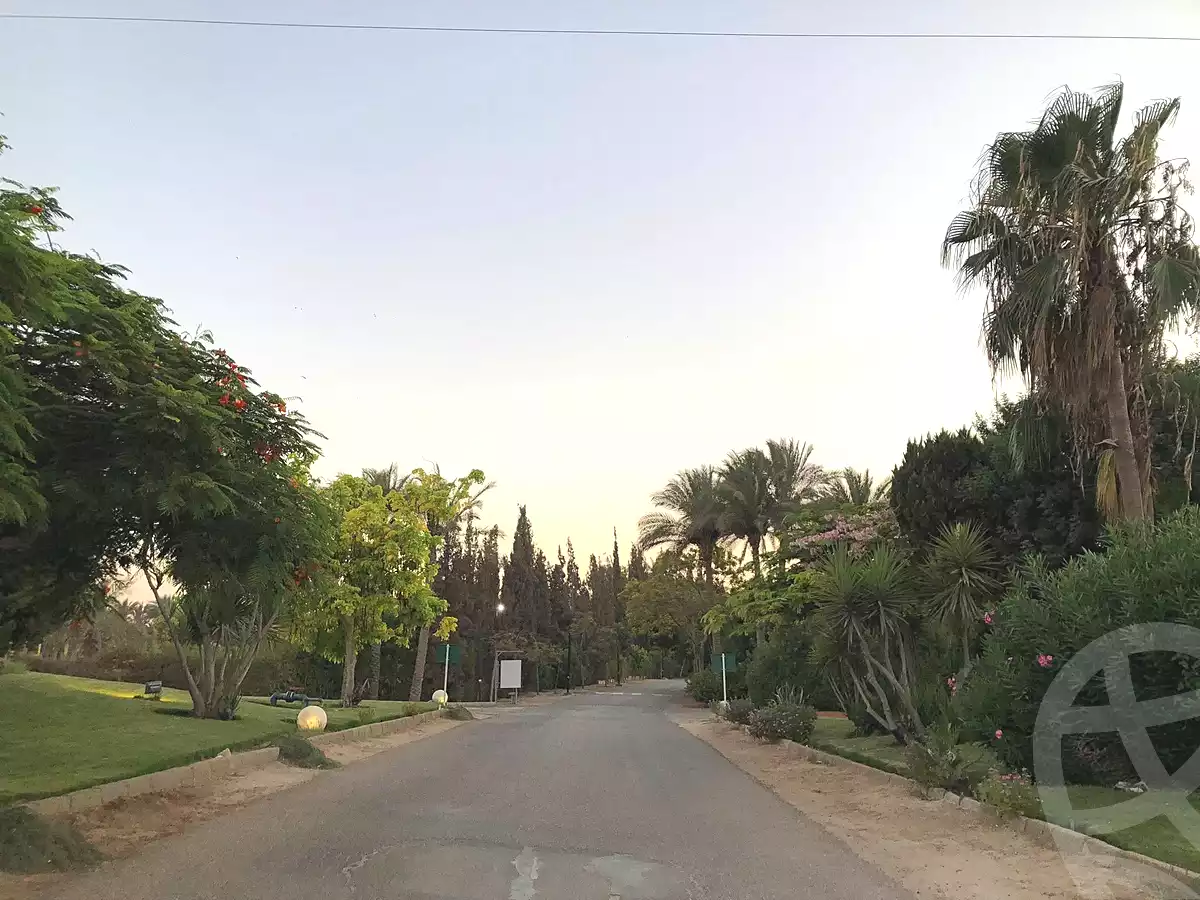 https://aqarmap.com.eg/ar/listing/7067594-for-sale-cairo-el-sheikh-zayed-city-compounds-ofok-1