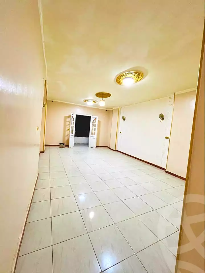 https://aqarmap.com.eg/ar/listing/7067784-for-sale-cairo-faisal-el-matbeaa-amr-ibn-al-aas-st