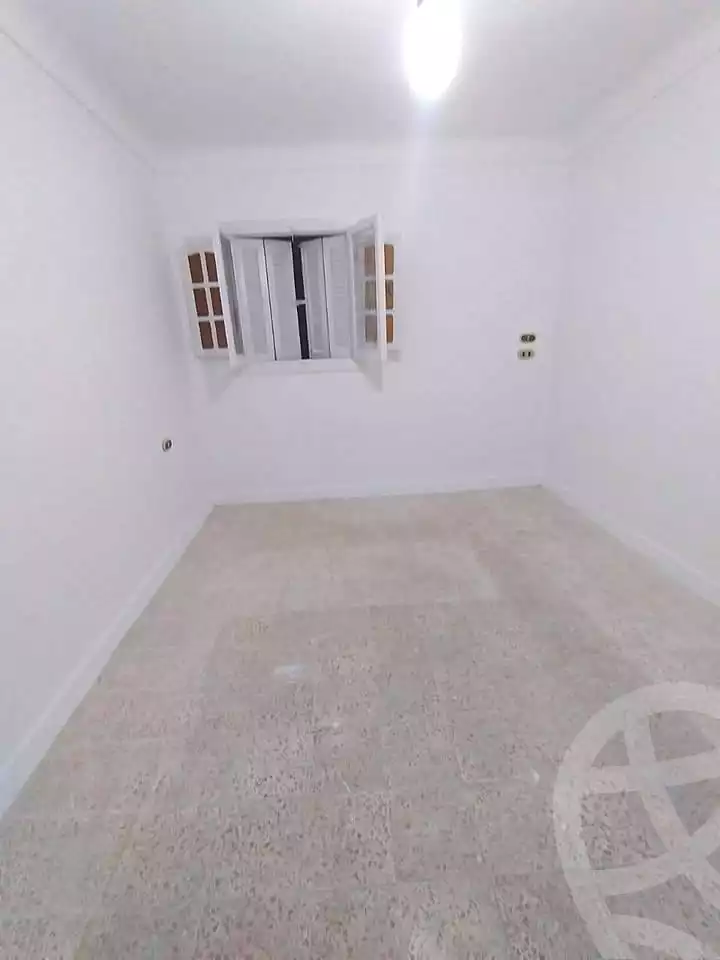 https://aqarmap.com.eg/en/listing/7067956-for-sale-alexandria-lsywf-el-falki-street-16-el-eslah