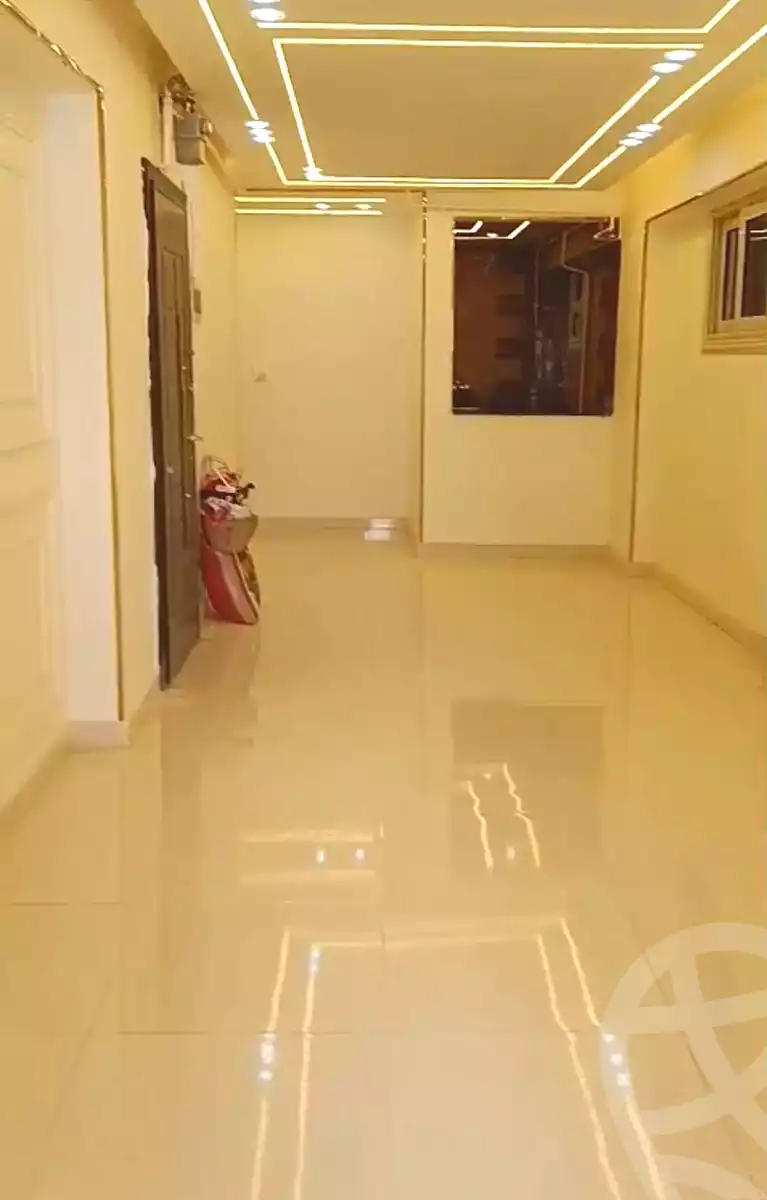 https://aqarmap.com.eg/ar/listing/7068034-for-sale-alexandria-sydy-bshr-sydy-bshr-bhry