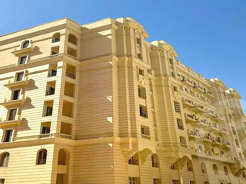 https://aqarmap.com.eg/ar/listing/7068147-for-sale-cairo-new-administrative-capital-r5-garden-city-compound-city-edge