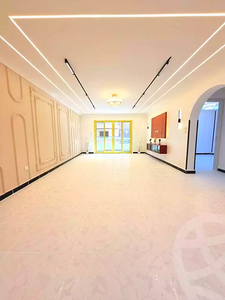 https://aqarmap.com.eg/ar/listing/7068431-for-sale-alexandria-al-agamy-shataa-el-nakheel
