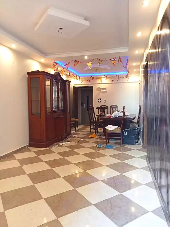 https://aqarmap.com.eg/ar/listing/7068483-for-sale-alexandria-el-asafra-l-sfr-bhry