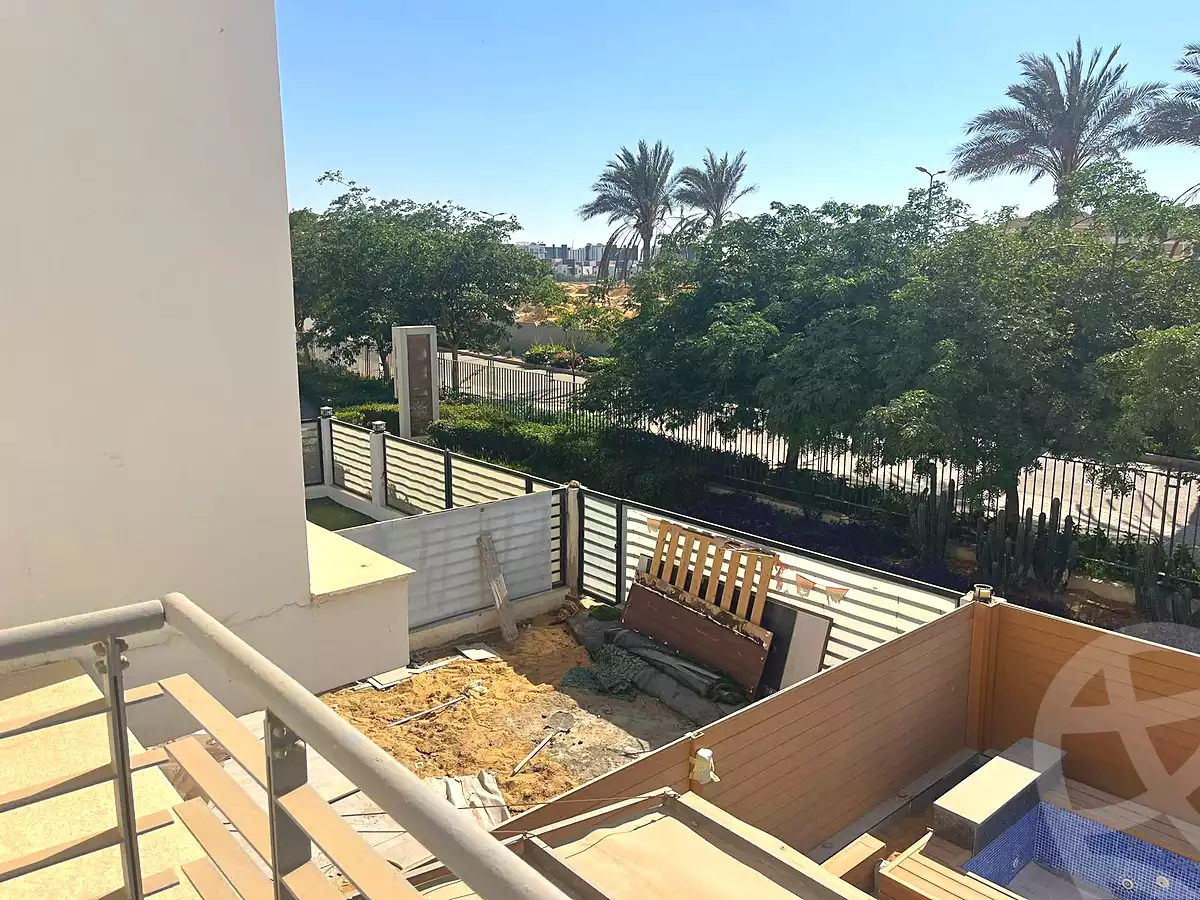https://aqarmap.com.eg/ar/listing/7068815-for-sale-cairo-new-cairo-compounds-hyde-park-centre-ville-hyde-park