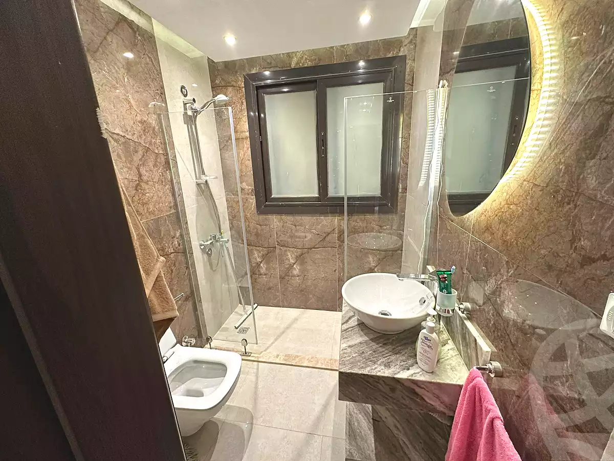 https://aqarmap.com.eg/ar/listing/7068815-for-sale-cairo-new-cairo-compounds-hyde-park-centre-ville-hyde-park