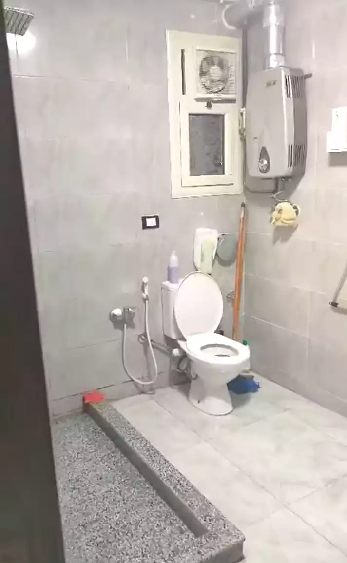 https://aqarmap.com.eg/ar/listing/7068830-for-sale-cairo-nozha-2-el-khamseen-st