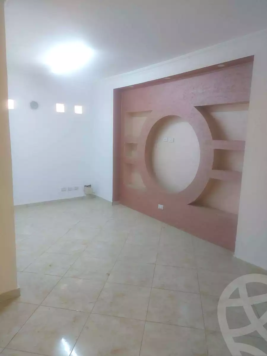 https://aqarmap.com.eg/ar/listing/7068854-for-sale-cairo-helwan-helwan-el-sharkeya-ismael-kamel-st
