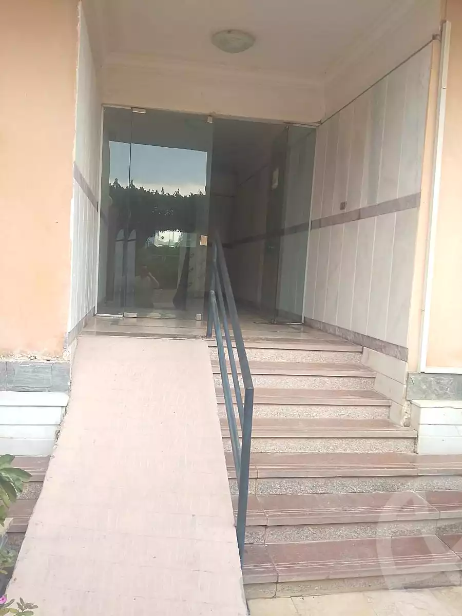 https://aqarmap.com.eg/ar/listing/7068857-for-sale-cairo-new-cairo-el-narges-el-narges-omarat-abdul-rahman-al-rafie-st
