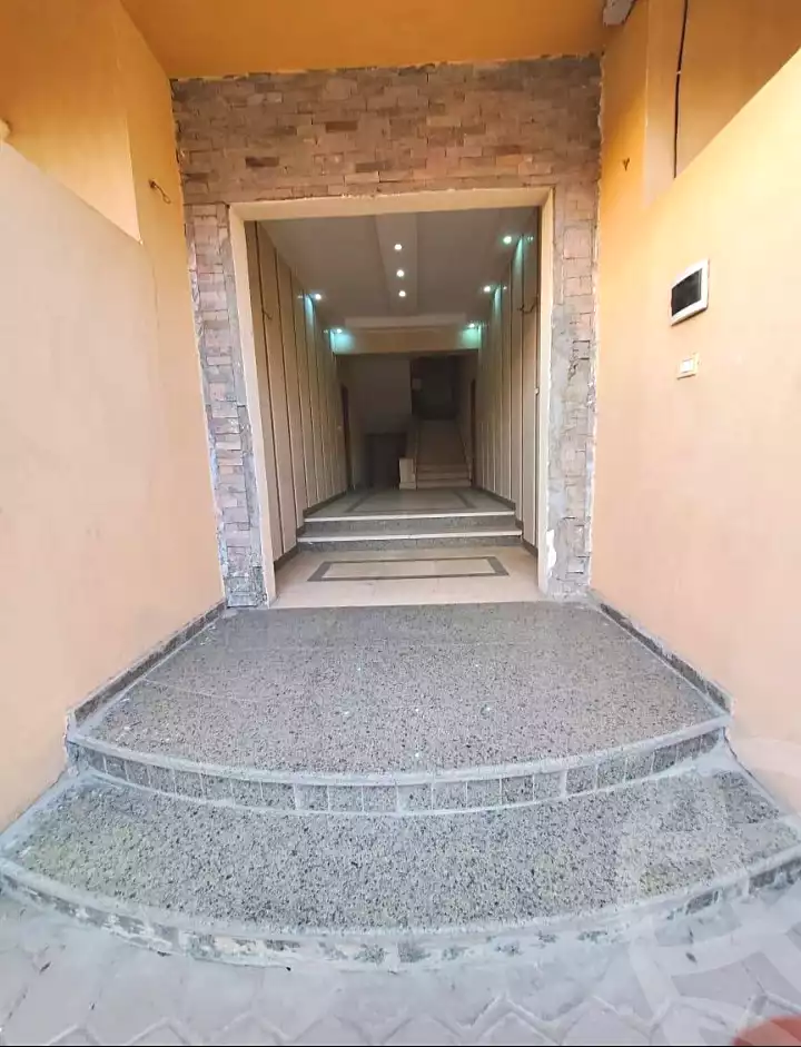 https://aqarmap.com.eg/ar/listing/7068857-for-sale-cairo-new-cairo-el-narges-el-narges-omarat-abdul-rahman-al-rafie-st