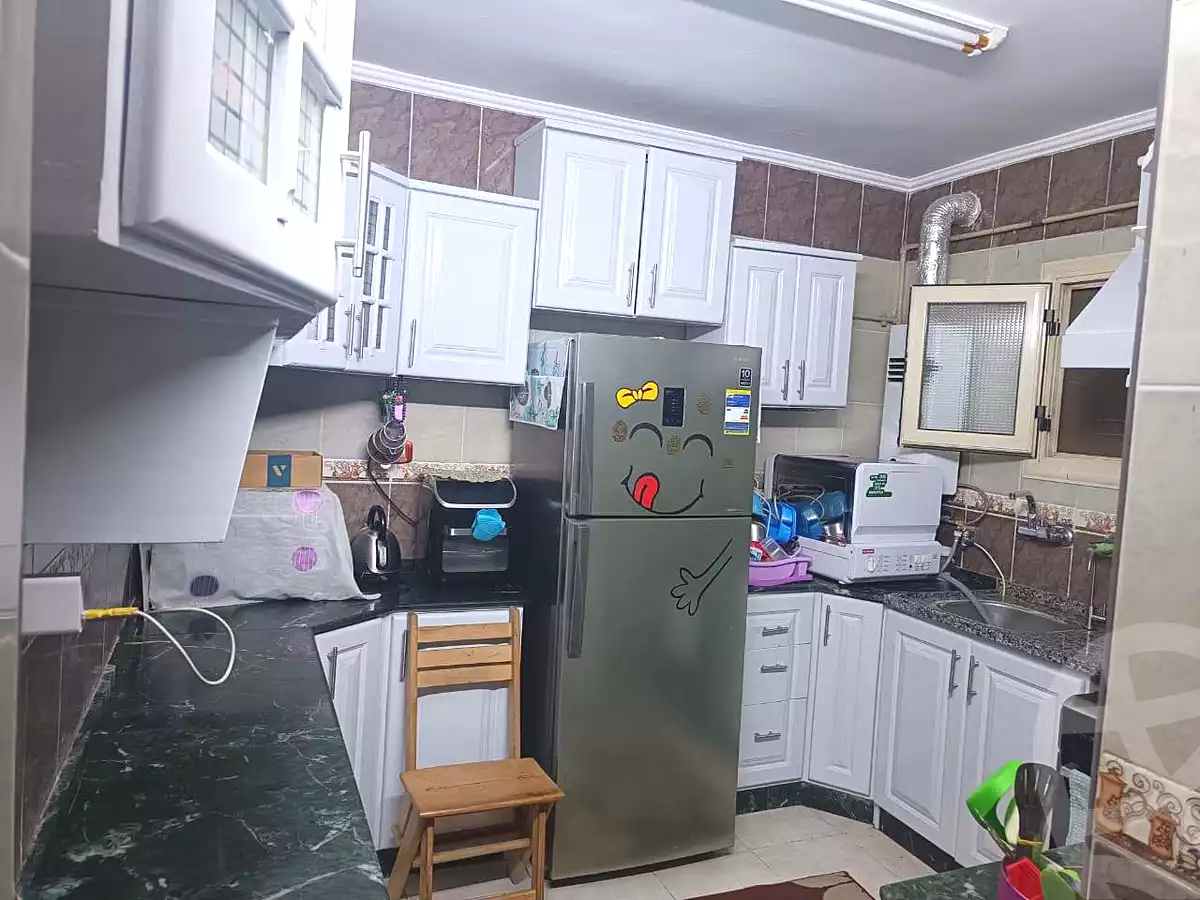 https://aqarmap.com.eg/en/listing/7068891-for-sale-cairo-helwan-helwan-el-sharkeya-zaki-hawas-st