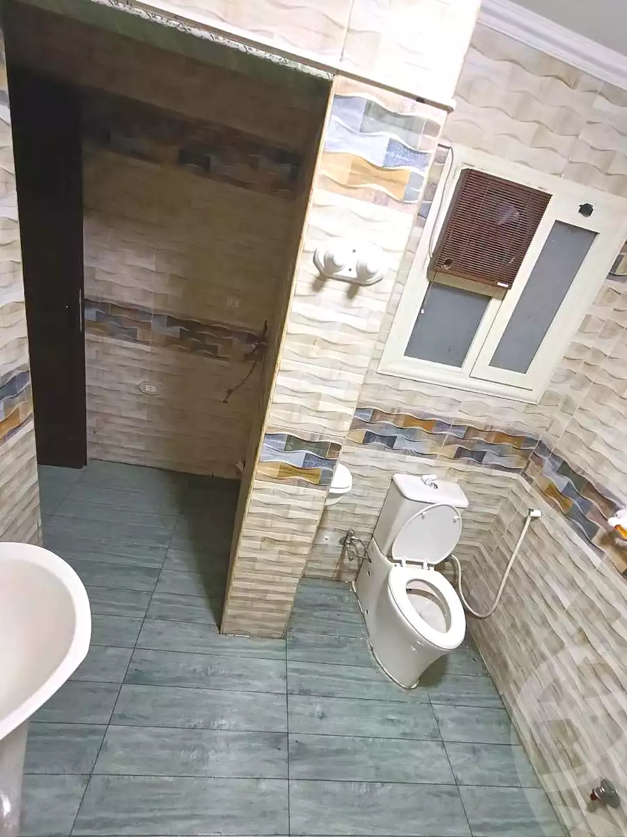 https://aqarmap.com.eg/ar/listing/7068953-for-sale-cairo-helwan-ahmed-enci-st