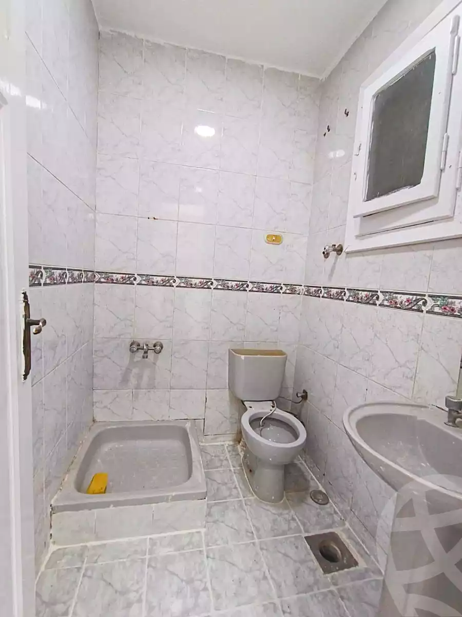https://aqarmap.com.eg/en/listing/7069033-for-sale-alexandria-al-agamy-shataa-el-nakheel